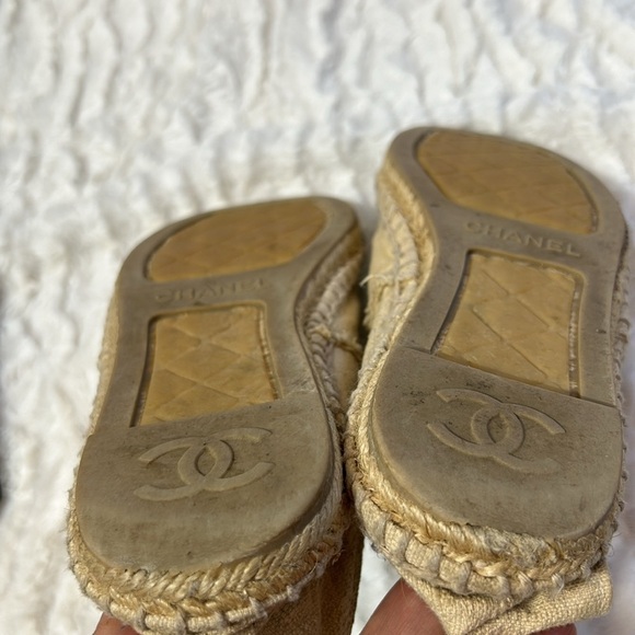 Chanel interlocking CC canvas cloth Espadrille cream/black toe women’s size 38 - Picture 8 of 12